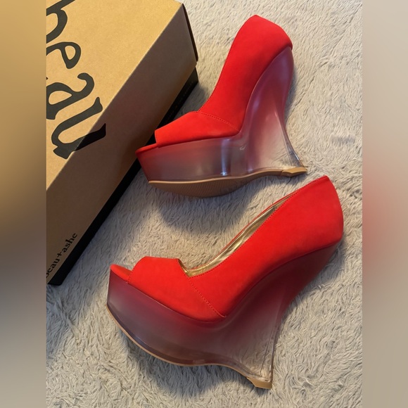 Beau+Ashe Vibrant Coral Platform Peep Toe Wedges with Gradient See-Thru Wedge - Picture 11 of 15